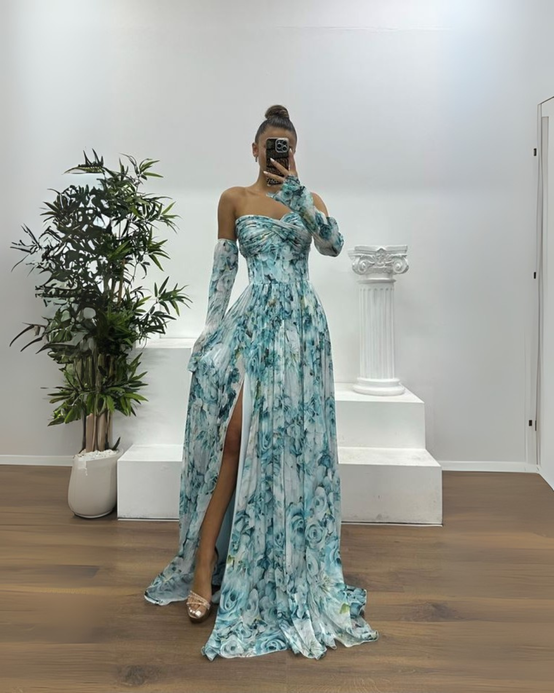 Vestido largo elgante con estampado sutil